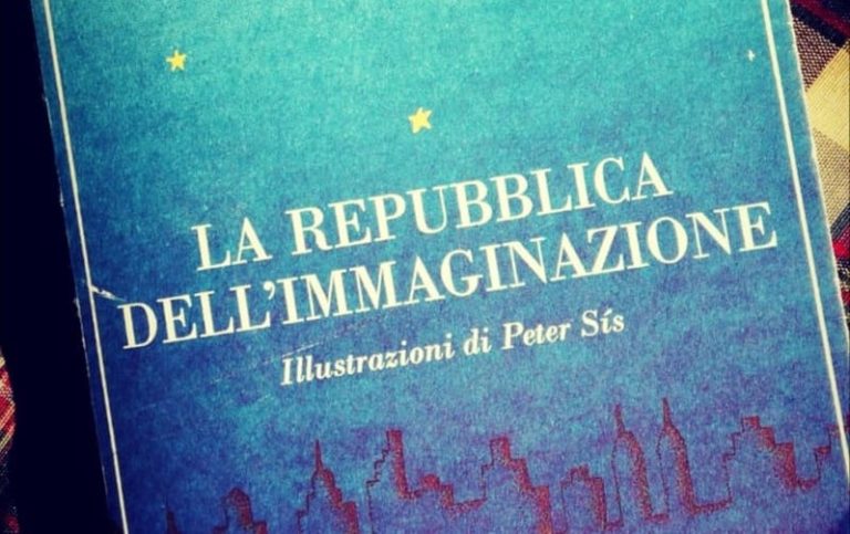 "La repubblica dell'immaginazione" di Azar Nafisi